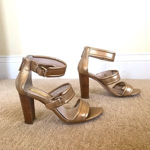 Louise Et Cie Leather Strappy Buckle Sandals Gold Bronze Sz 7.5 37.5